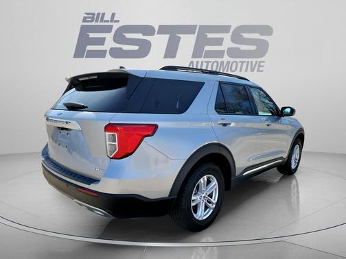 Silver Metallic 2023 Ford Explorer XLT