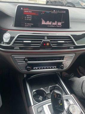 Black Sapphire Metallic 2020 BMW 750 i xDrive