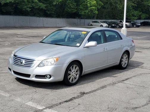 2010 Toyota Avalon XLS