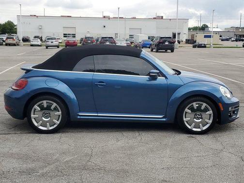 2019 Volkswagen Beetle 2.0T SE