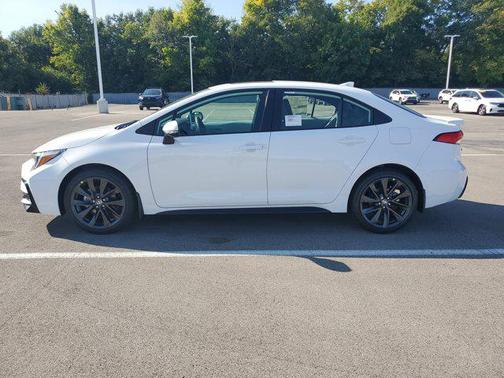 2025 Toyota Corolla SE