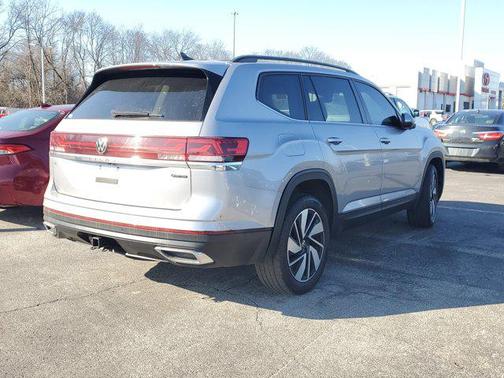 2024 Volkswagen Atlas 2.0T SE w/Technology 4MOTION