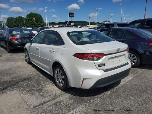 Wind Chill Pearl 2024 Toyota Corolla LE