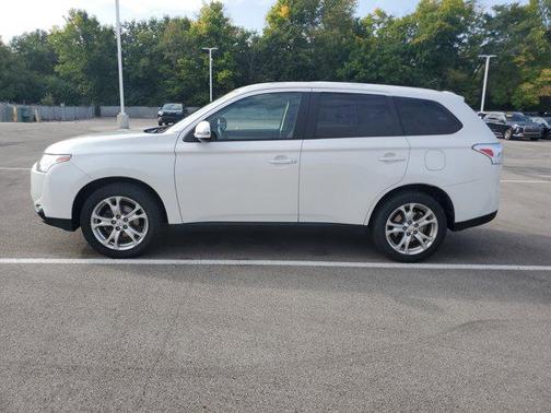 2014 Mitsubishi Outlander SE