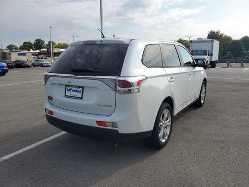 2014 Mitsubishi Outlander SE