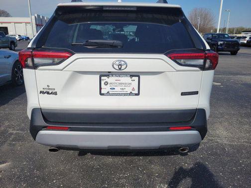 Ice Cap 2023 Toyota RAV4 Adventure