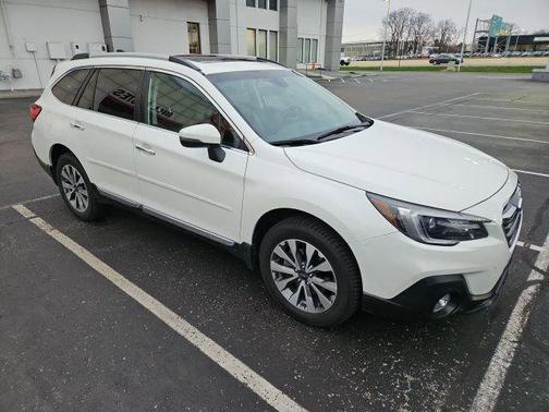 2019 Subaru Outback 2.5i Touring