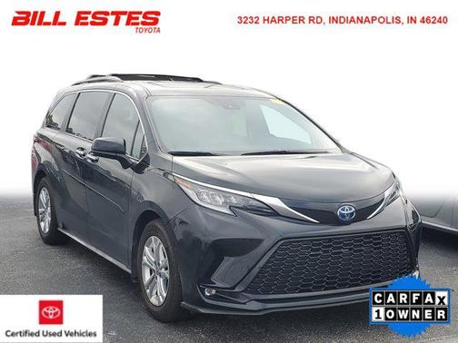 2022 Toyota Sienna XSE 7 Passenger