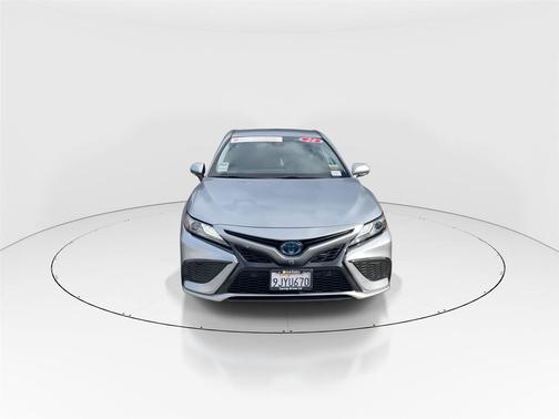 2024 Toyota Camry Hybrid SE