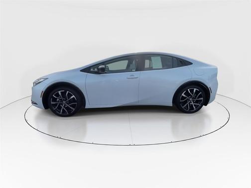 2025 Toyota Prius Plug-In Hybrid XSE