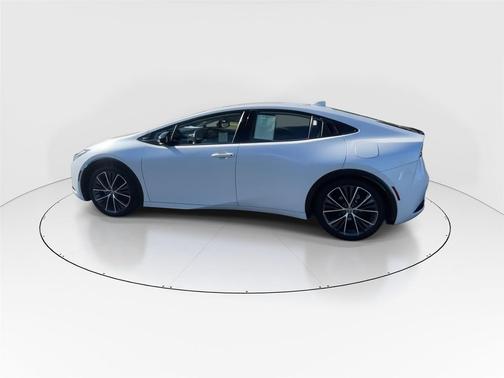 2023 Toyota Prius XLE