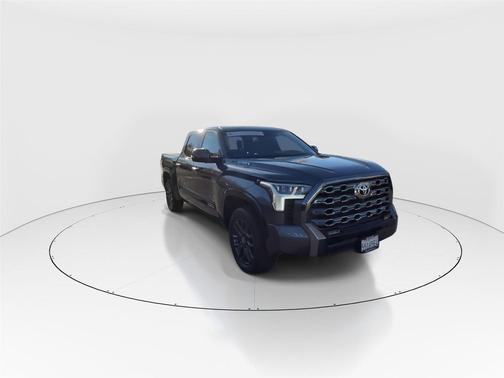 2025 Toyota Tundra Hybrid Platinum