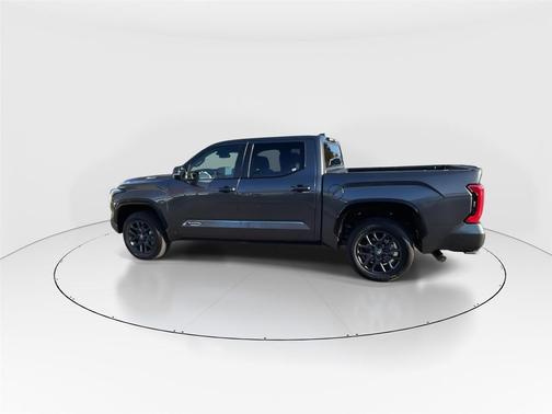 2025 Toyota Tundra Hybrid Platinum