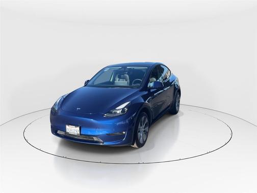 2023 Tesla Model Y Long Range Dual Motor All-Wheel Drive