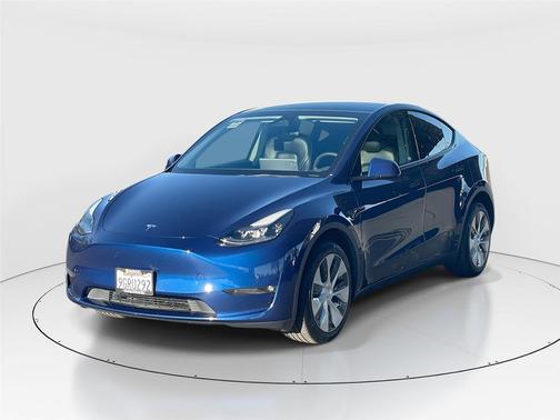 2023 Tesla Model Y Long Range Dual Motor All-Wheel Drive