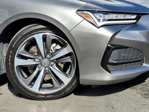 2025 Acura TLX Technology