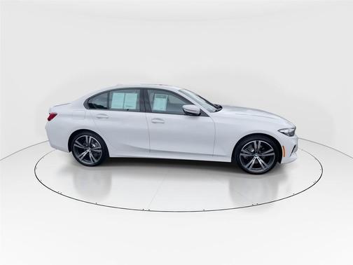 2023 BMW 330 xDrive