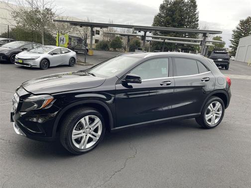 2016 Mercedes-Benz GLA-Class 4MATIC