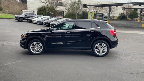 2016 Mercedes-Benz GLA-Class 4MATIC