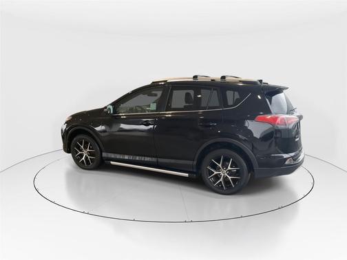 2016 Toyota RAV4 SE