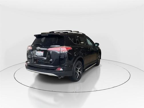 2016 Toyota RAV4 SE