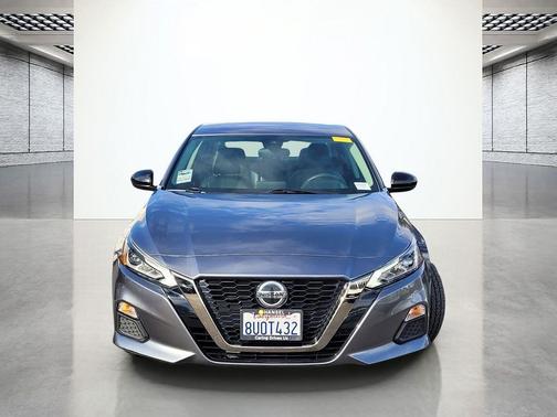 2021 Nissan Altima SR FWD