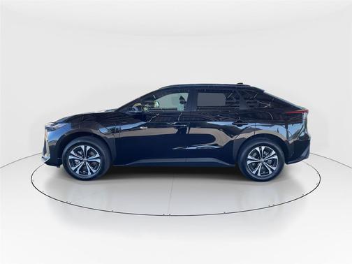 2025 Toyota bZ4X XLE