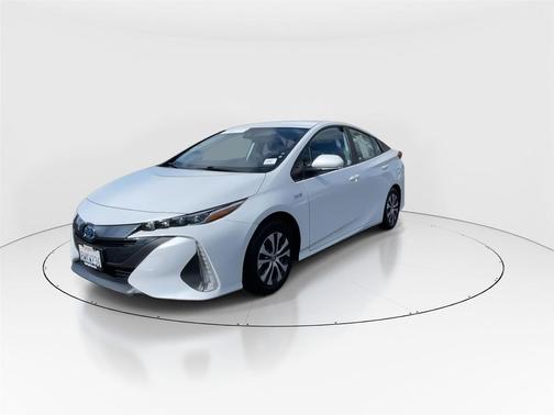 2021 Toyota Prius Prime XLE