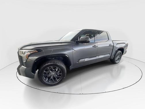 2022 Toyota Tundra Platinum