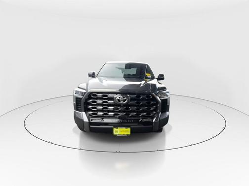 2022 Toyota Tundra Platinum