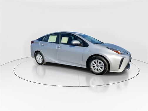 2019 Toyota Prius L