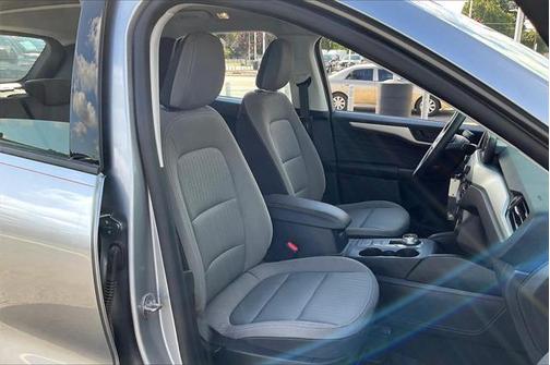 2022 Ford Escape S