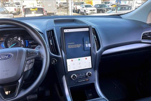 2023 Ford Edge SE
