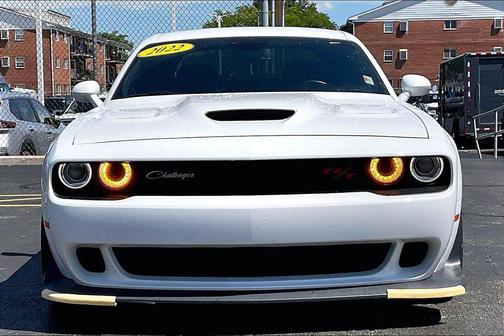 White Knuckle Clearcoat 2022 Dodge Challenger R/T Scat Pack Widebody