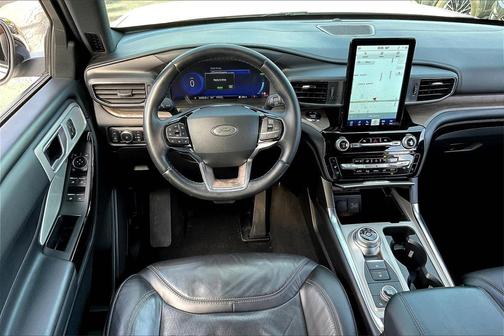 2023 Ford Explorer Platinum