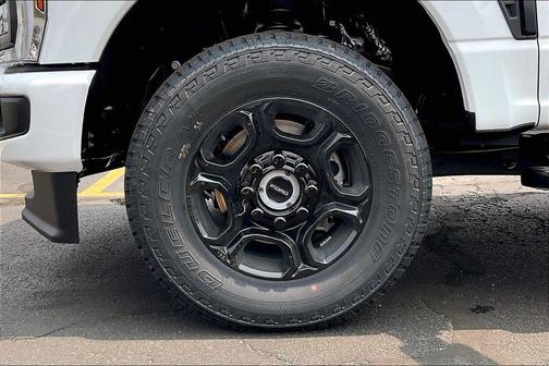 Oxford White 2025 Ford F-350 XL