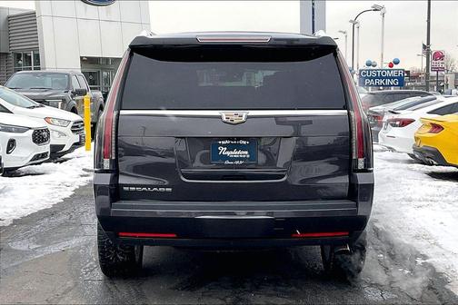 2018 Cadillac Escalade Platinum