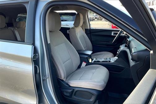2022 Ford Explorer Base