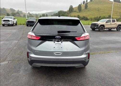 Silver Metallic 2024 Ford Edge SEL
