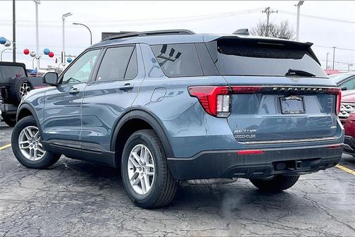 2026 Ford Explorer Active w/200A Pkg