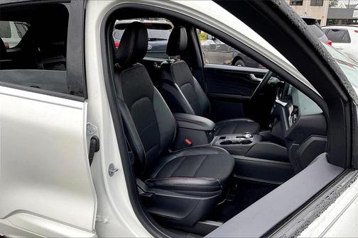 2024 Ford Escape ST-Line Select