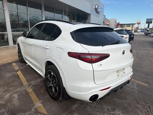 2022 Alfa Romeo Stelvio Ti