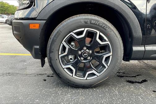 Shadow Black 2025 Ford Bronco Sport Outer Banks