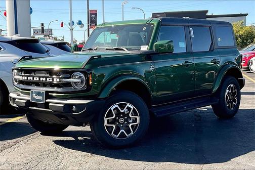 2025 Ford Bronco Outer Banks