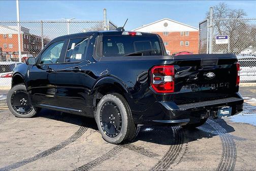 2026 Ford Maverick Lobo Standard