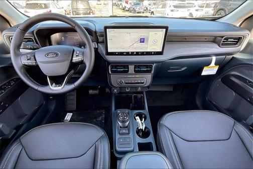 2026 Ford Maverick Lobo Standard