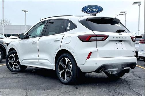 2025 Ford Escape ST-Line Elite