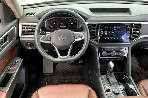 2022 Volkswagen Atlas 3.6L SE w/Technology