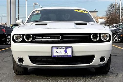 2020 Dodge Challenger SXT