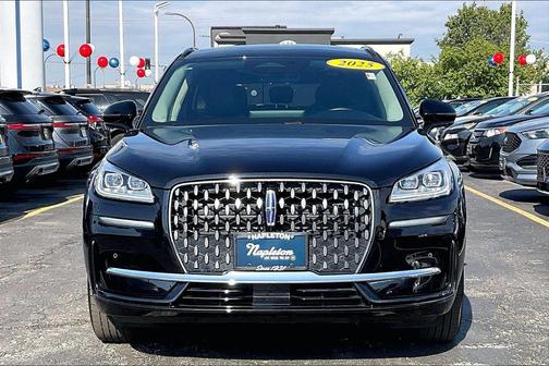 Infinite Black Metallic Clearcoat 2025 Lincoln Corsair Grand Touring